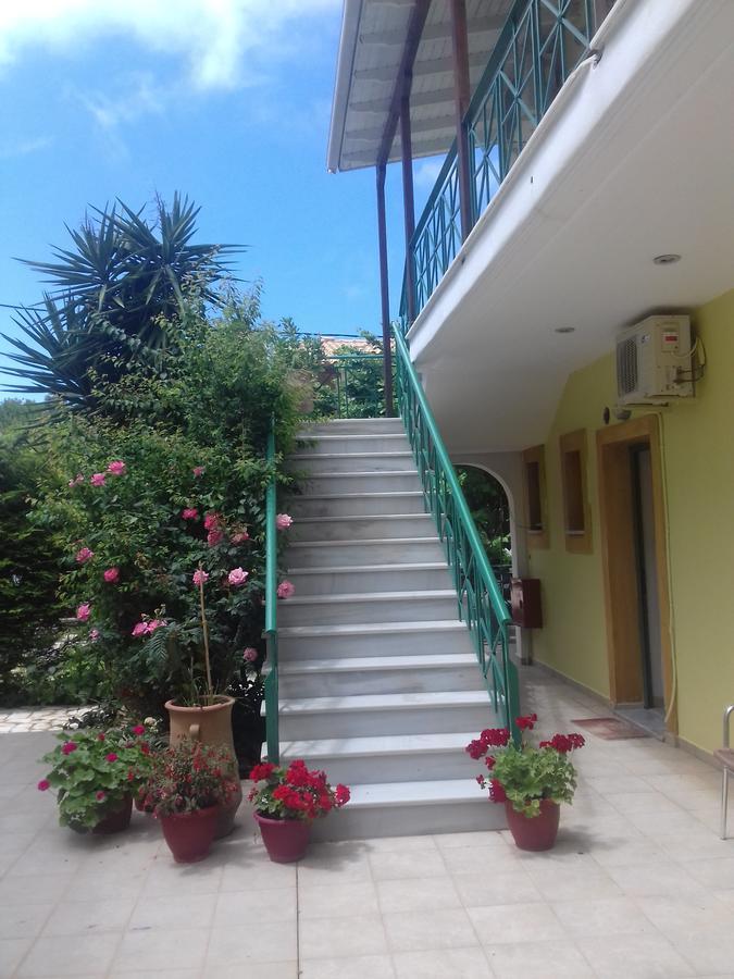 Lenia Studios Kalamítsi Esterno foto